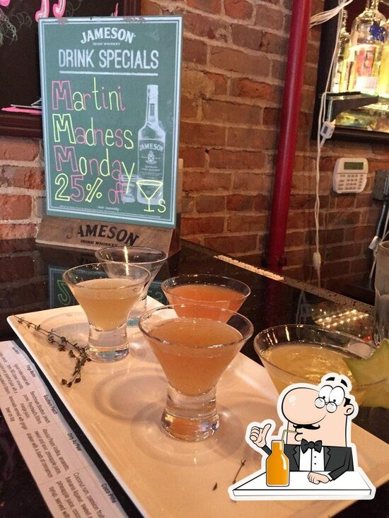 Martini Room in Elgin Restaurant reviews