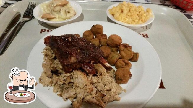 Rons Barn Barbecue And Seafood In Sanford Restaurant Menu And Reviews