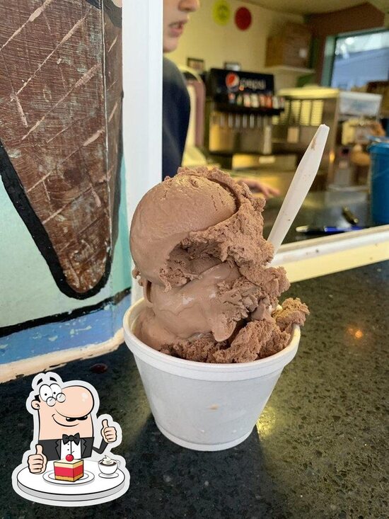 Dairy Freeze in Quincy Restaurant menu and reviews