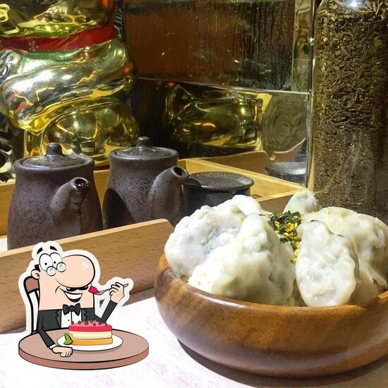 Lucky Dumplings 蓂蓂 restaurant, Manila