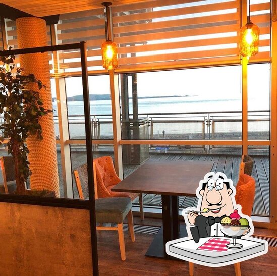 St.Elli's Bay in Llanelli Restaurant reviews