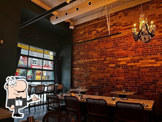 Comma, Toronto, Osgoode - Restaurant menu, prices and reviews