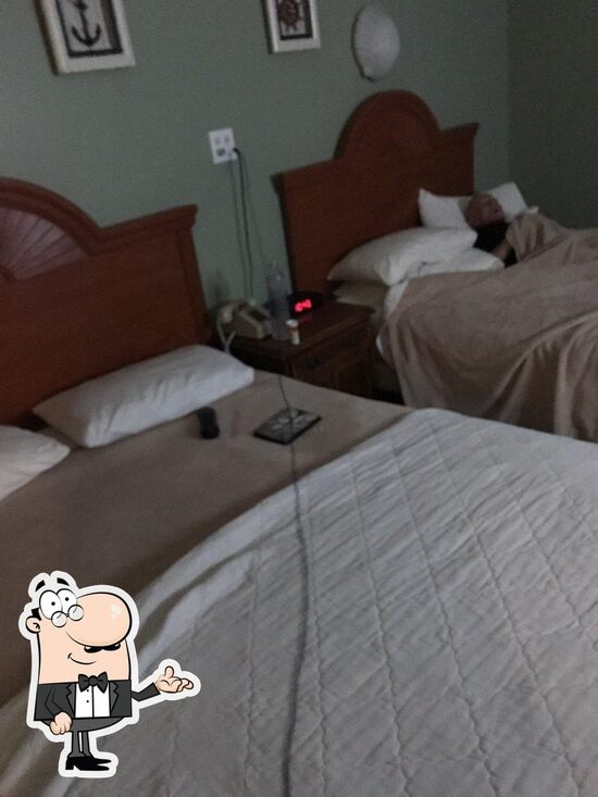 Menu at Cape Cod Irish Village pub & bar, Yarmouth, 822 Ma28