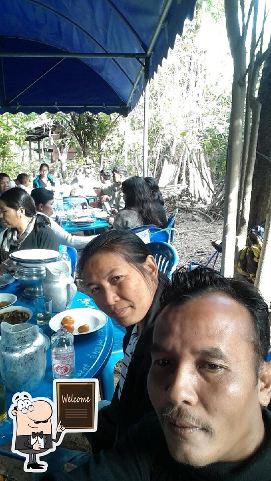menu-at-klum-achip-khanom-thai-restaurant-thailand