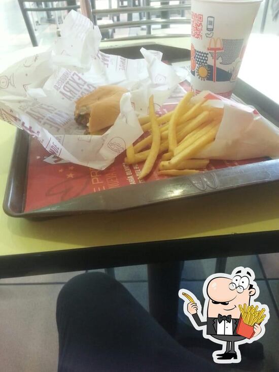 Kosher McDonald's fast food, Buenos Aires, Av. Corrientes 3247