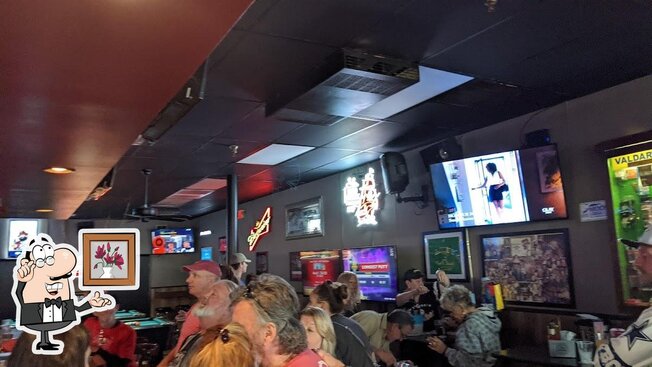 Raccoon's Bar and Grill in Valrico - Restaurant reviews