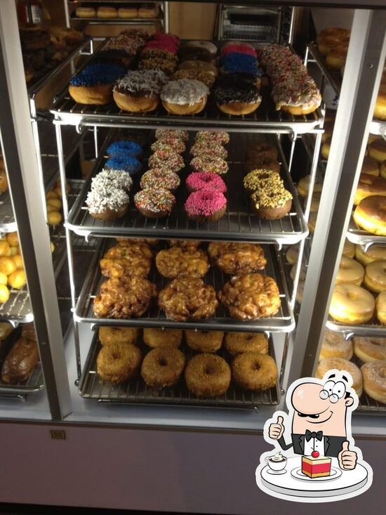 Menu at Lombardos Donuts, Hill