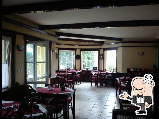 Penzión u Kačenky restaurant, Suchá nad Parnou