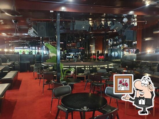 Tilley's Devine Cafe Gallery, Lyneham - Restaurant menu, prices and reviews