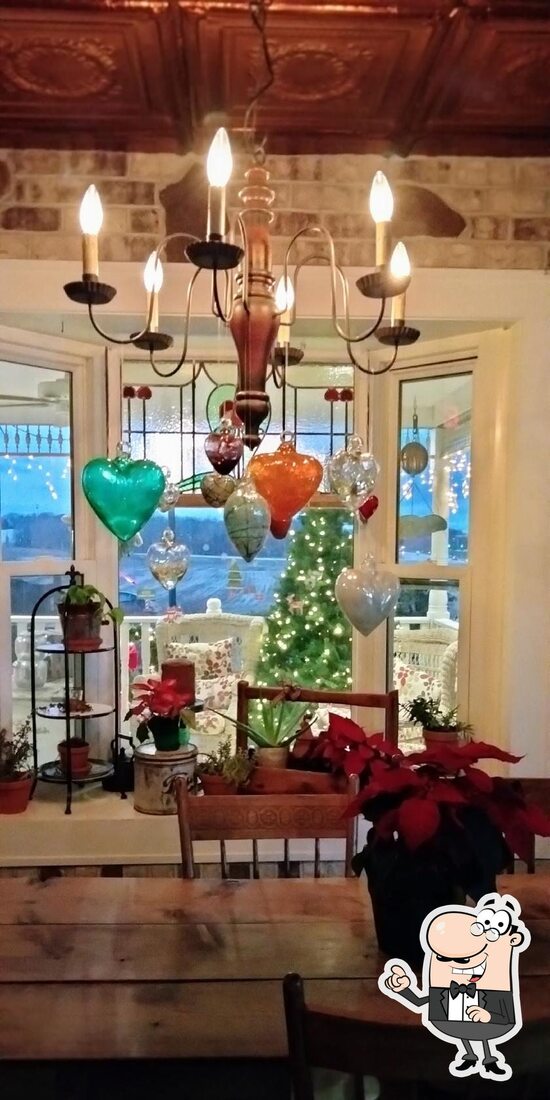 The Gingerbread House in Muskego Restaurant reviews