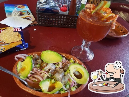 Mariscos Carlitos Mora restaurant, Leon, Calle Principal 305 - Restaurant  reviews