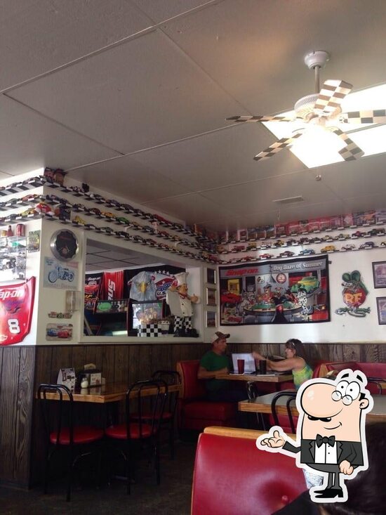Menu at Pioneer Pizza pizzeria, Gentry