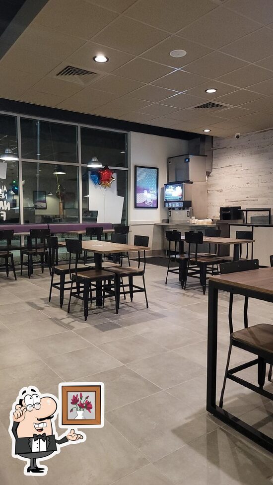 Menu at Taco Bell fast food, Biggs Junction