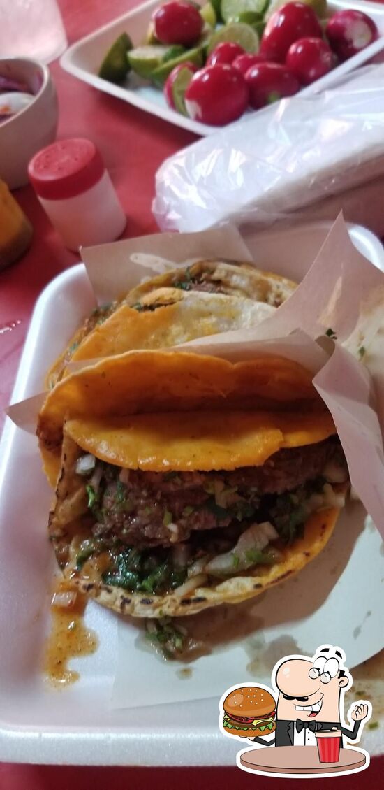 TACOS DE BIRRIA DEL RIO