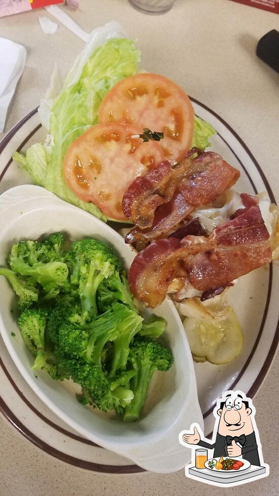 Country Club Family Restaurant in Medina Restaurant menu and reviews