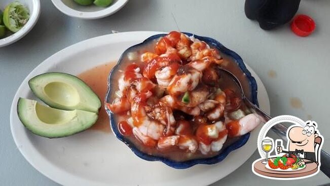 Mariscos Neptuno pub & bar, Puruándiro - Restaurant reviews