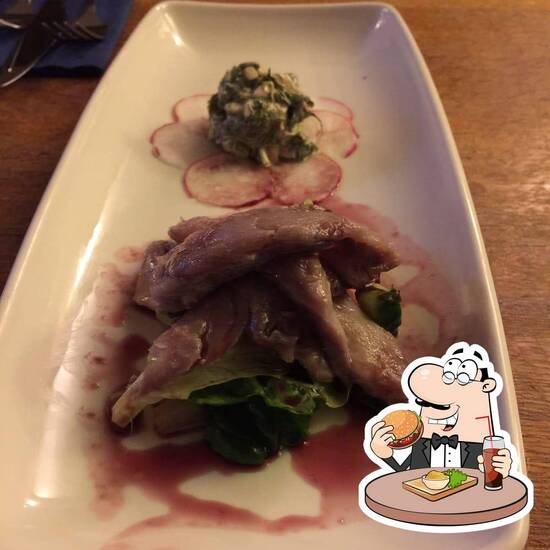 The Three Horseshoes, 78 Corn St in Witney Restaurant menu and reviews