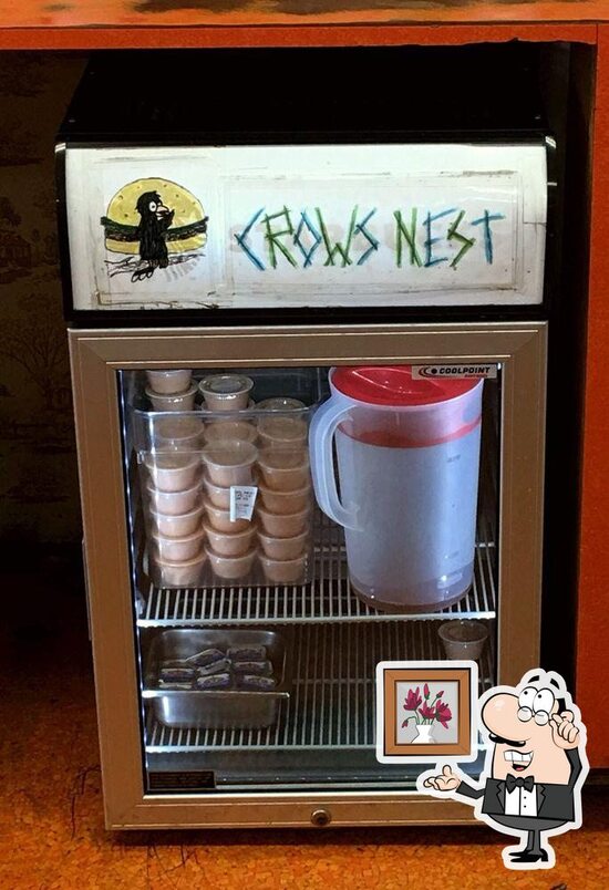 Menu at Crow’s Nest DriveIn restaurant, Montesano