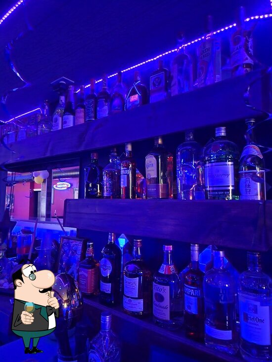 The All New 5th Ave Sports Bar in Paterson Restaurant reviews