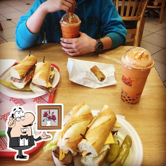 Menu at Lee's Sandwiches restaurant, Oklahoma City