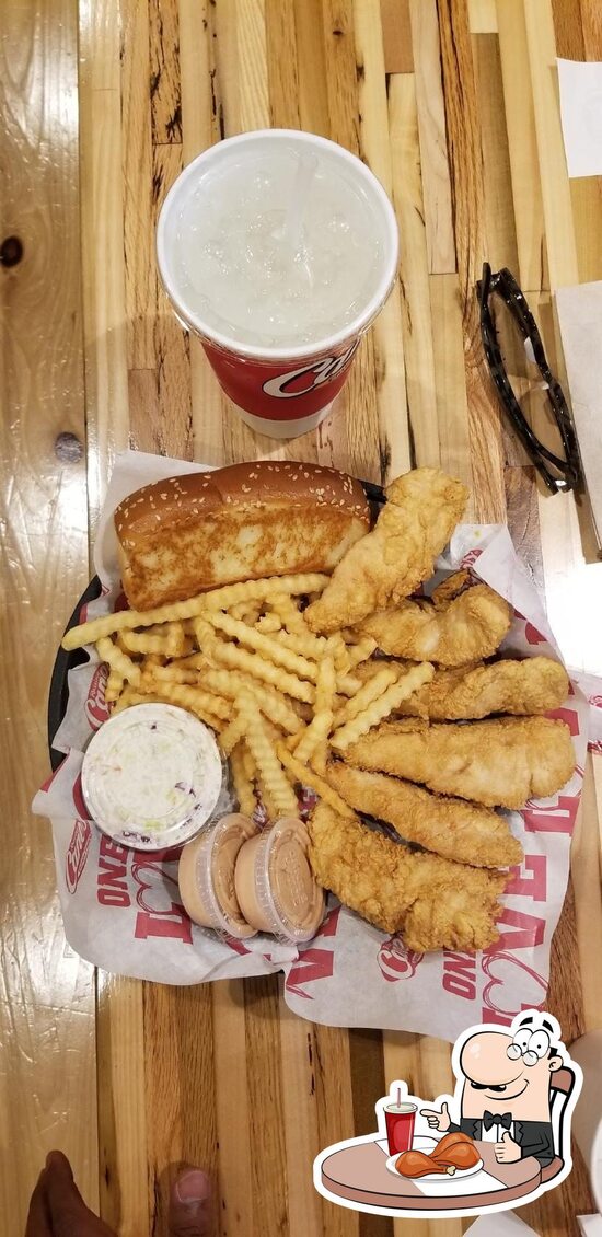 Raising Cane's Chicken Fingers in Upland Restaurant menu and reviews