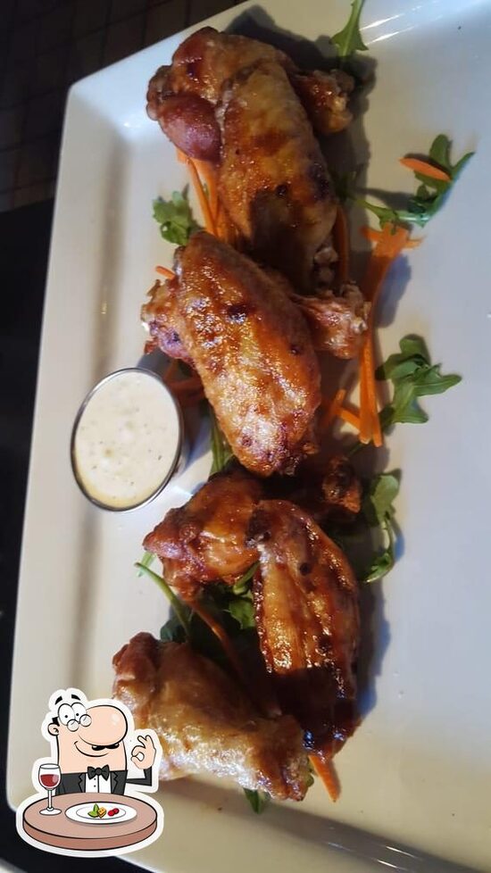 Louie's Wine Dive in Des Moines Restaurant menu and reviews