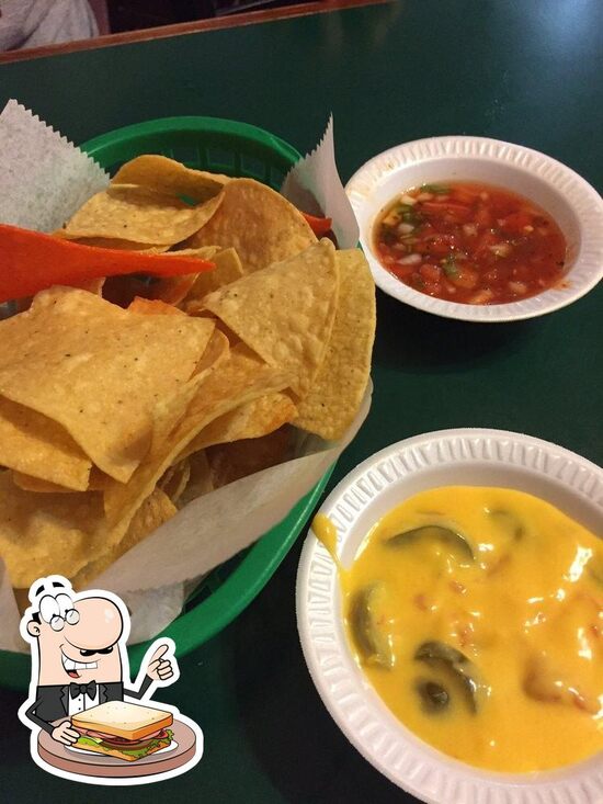 Taqueria Mi Chapala Jalisco, 1808 N New Braunfels Ave in San Antonio