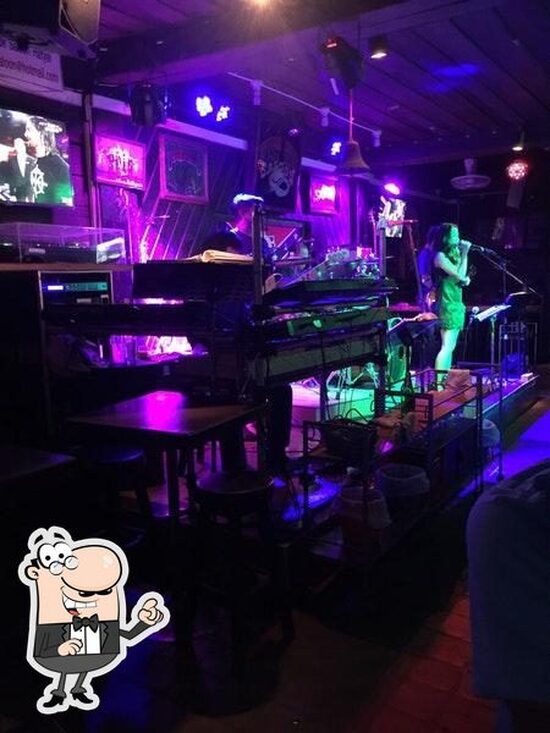 Westside Saloon Hatyai Pub & Restaurant, Hat Yai Opiniones del