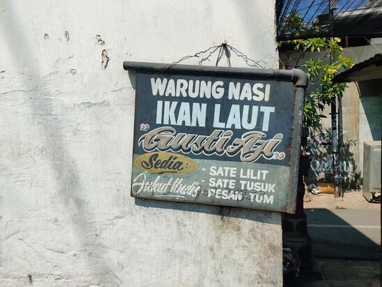 Menu At Warung Ikan Laut Gusti Aji, Buleleng