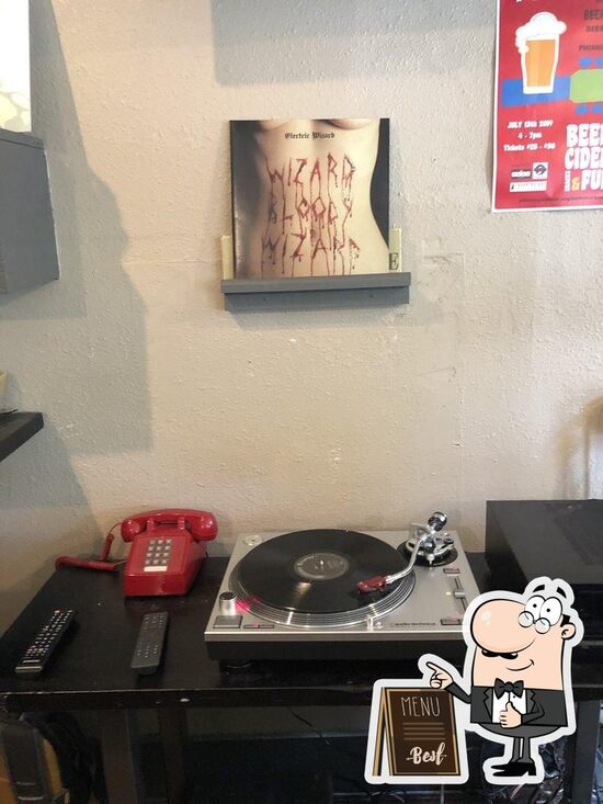 Draft Punk Seattle, 7702 Greenwood Ave N in Seattle - Restaurant reviews