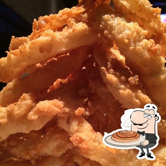 Cheddar's Scratch Kitchen, 12201 E Colonial Dr in Orlando Restaurant