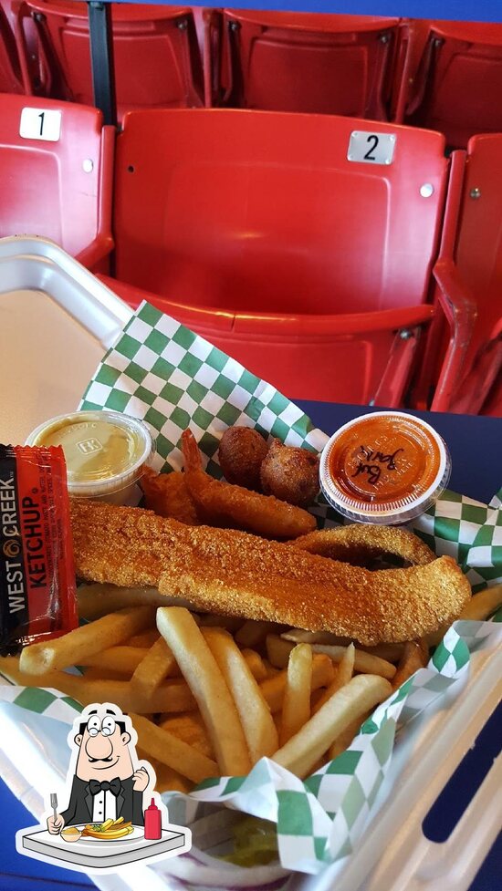 Tjs Catfish & Wings & BBQ in Arlington Restaurant menu and reviews