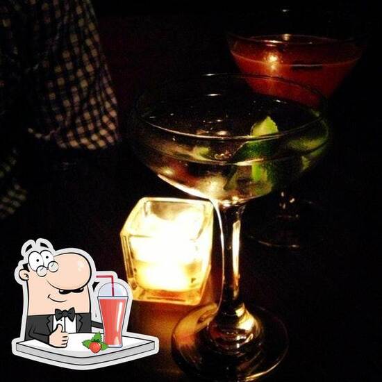 Bathtub Gin & Co. in Seattle Restaurant menu and reviews