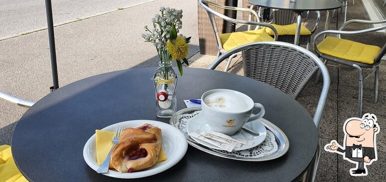 Anton Hoft Gmbh Bäcker Konditor Cafés de.restaurantguru.com