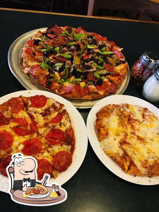MenEd's Pizza Parlor, 4735 N Blackstone Ave in Fresno Restaurant