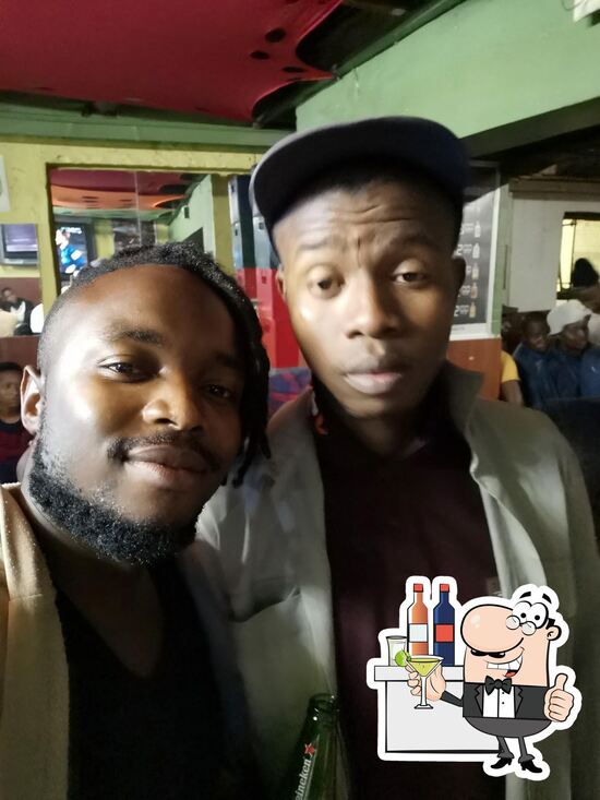 Pub y bar Corner House Tarven, Soweto Opiniones del restaurante