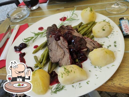 Red Baron Hotel, Swidnica - Restaurant reviews