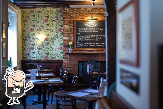 Menu at The Old Vine pub & bar, Winchester