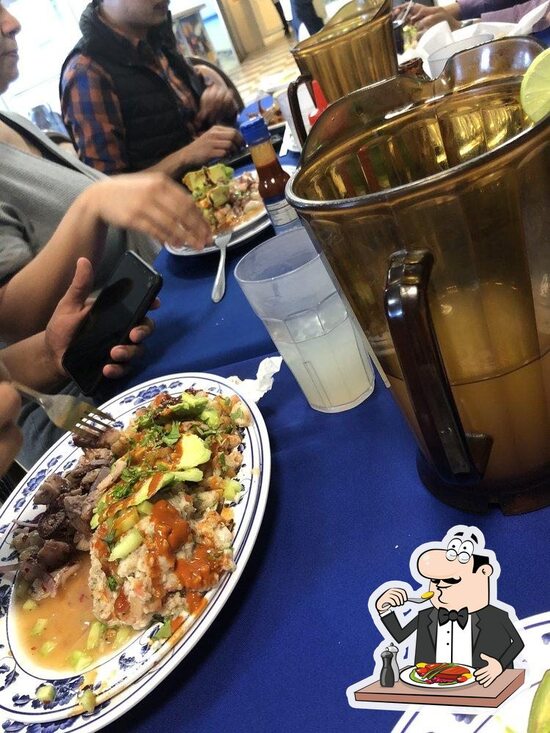 Menu at Mariscos El Caguamón restaurant, Mexicali