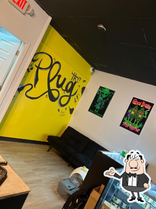 Menu at The Plug Smoke Shop, Zephyrhills
