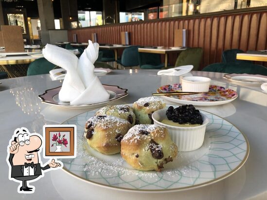 The Pink Rabbit at Tho Tho, 1 Star Circus in Melbourne - Restaurant ...