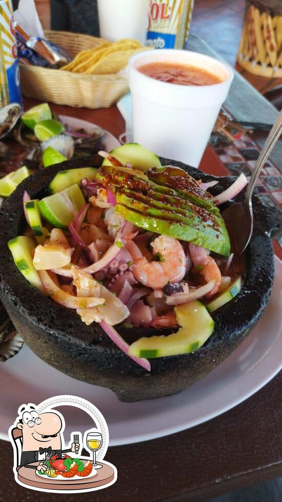 Menu at Mariscos La Campana restaurant, Mexicali