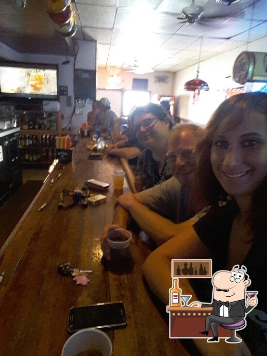Good Friends Bar and Grill in Larimore Restaurant menu and reviews