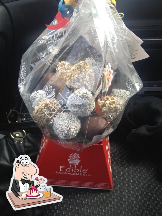 Menu at Edible Arrangements, Edmonton, Gateway Boulevard