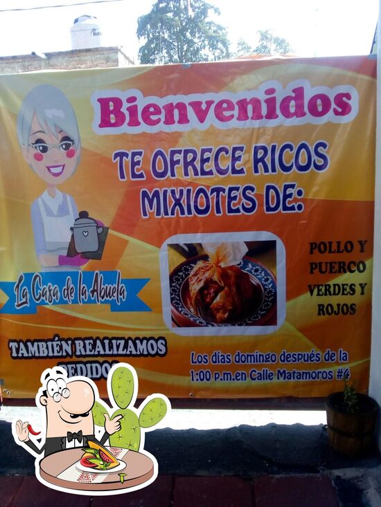 Restaurante La Casa De La Abuela mixiotes del pollo, puerco ,conejo