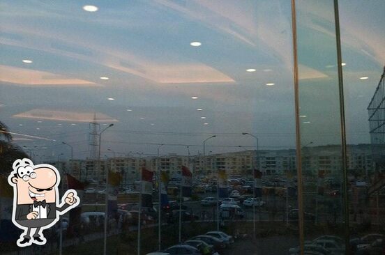 Hyperone Food Court, Sheikh Zayed City