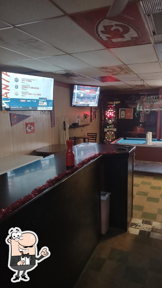 JJ's Sports Bar in Jetmore