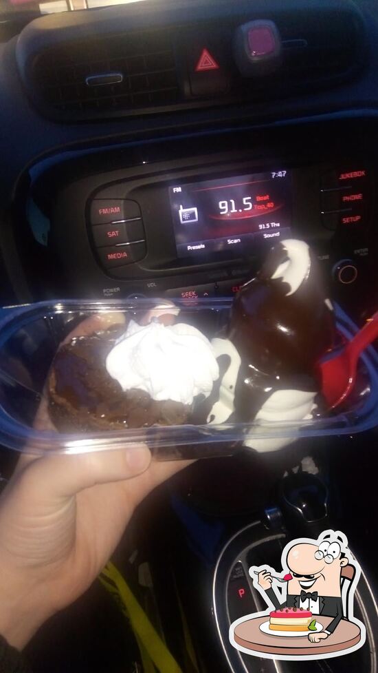 Dairy Queen (Treat) in Woodstock Restaurant menu and reviews