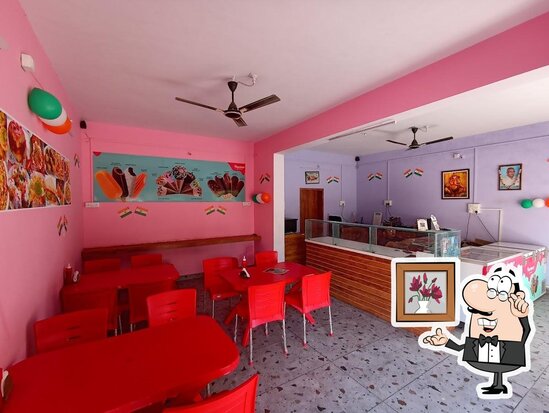 Om food zone, Veraval - Restaurant menu, prices and reviews