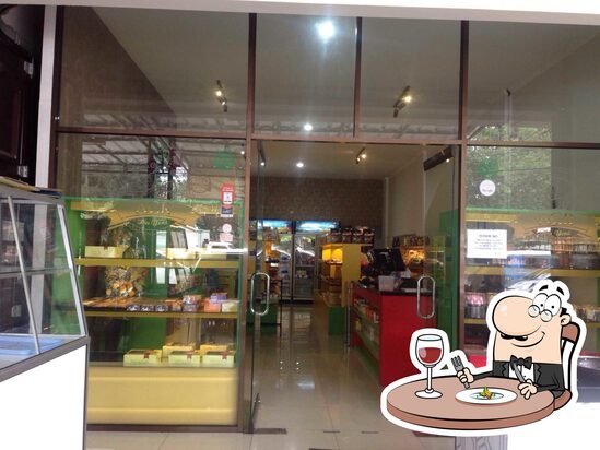 Toko Kue Cipta Rasa, Bandung - Menú del restaurante, precios y reseñas